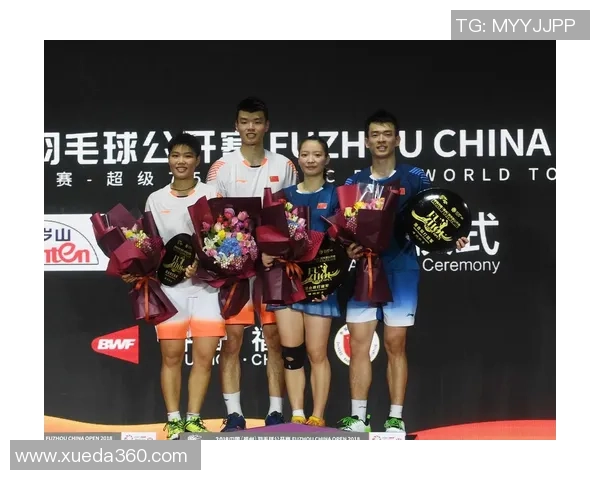 成都与武汉羽毛球队赛后复盘速度较量的精彩瞬间与战术分析